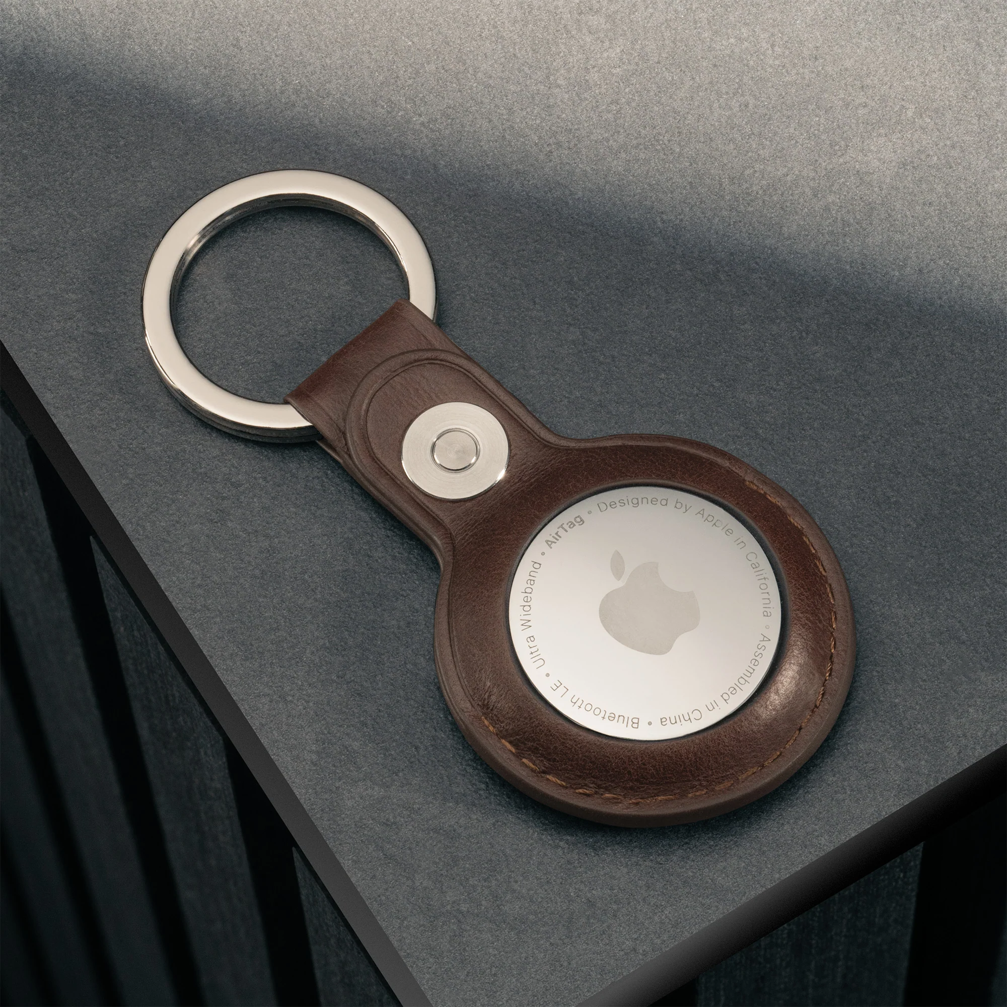 Leather AirTag Keyring - Image 14