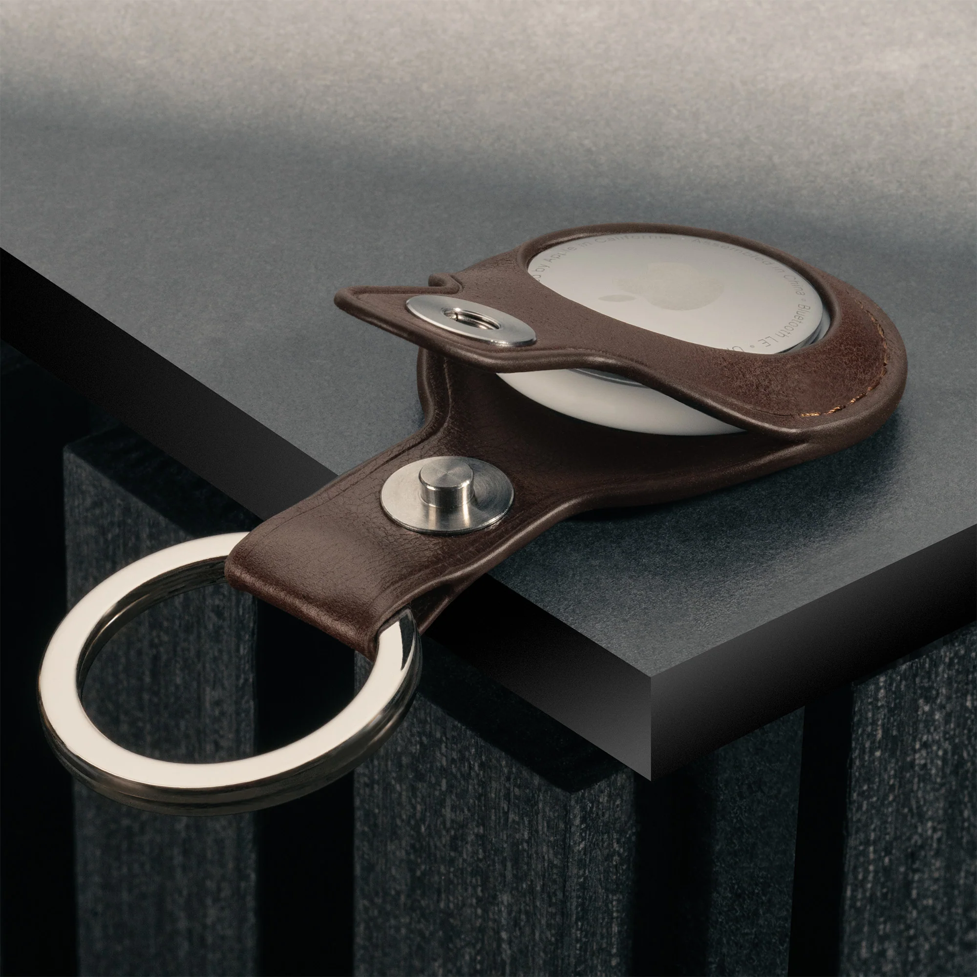Leather AirTag Keyring - Image 16