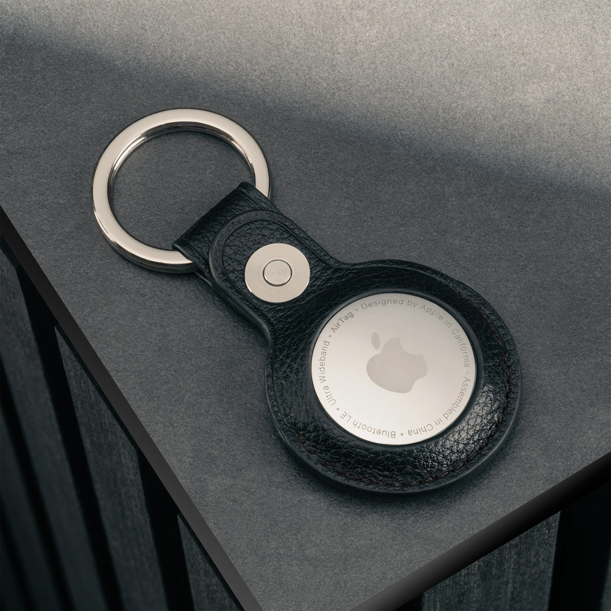 Leather AirTag Keyring - Image 20