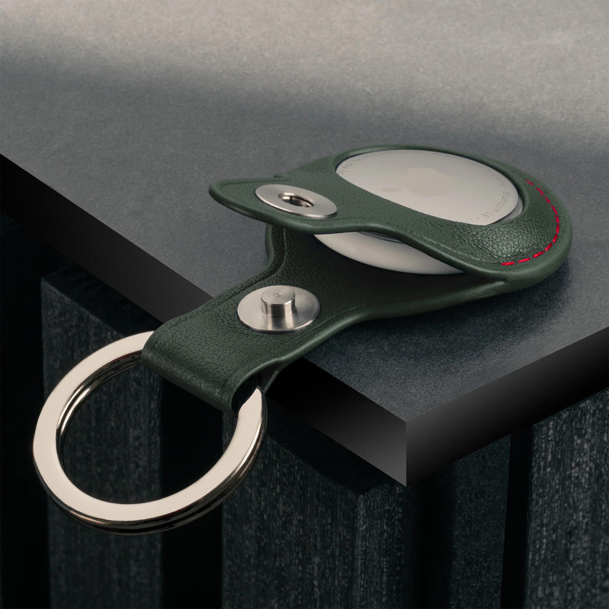 Leather AirTag Keyring - Image 28
