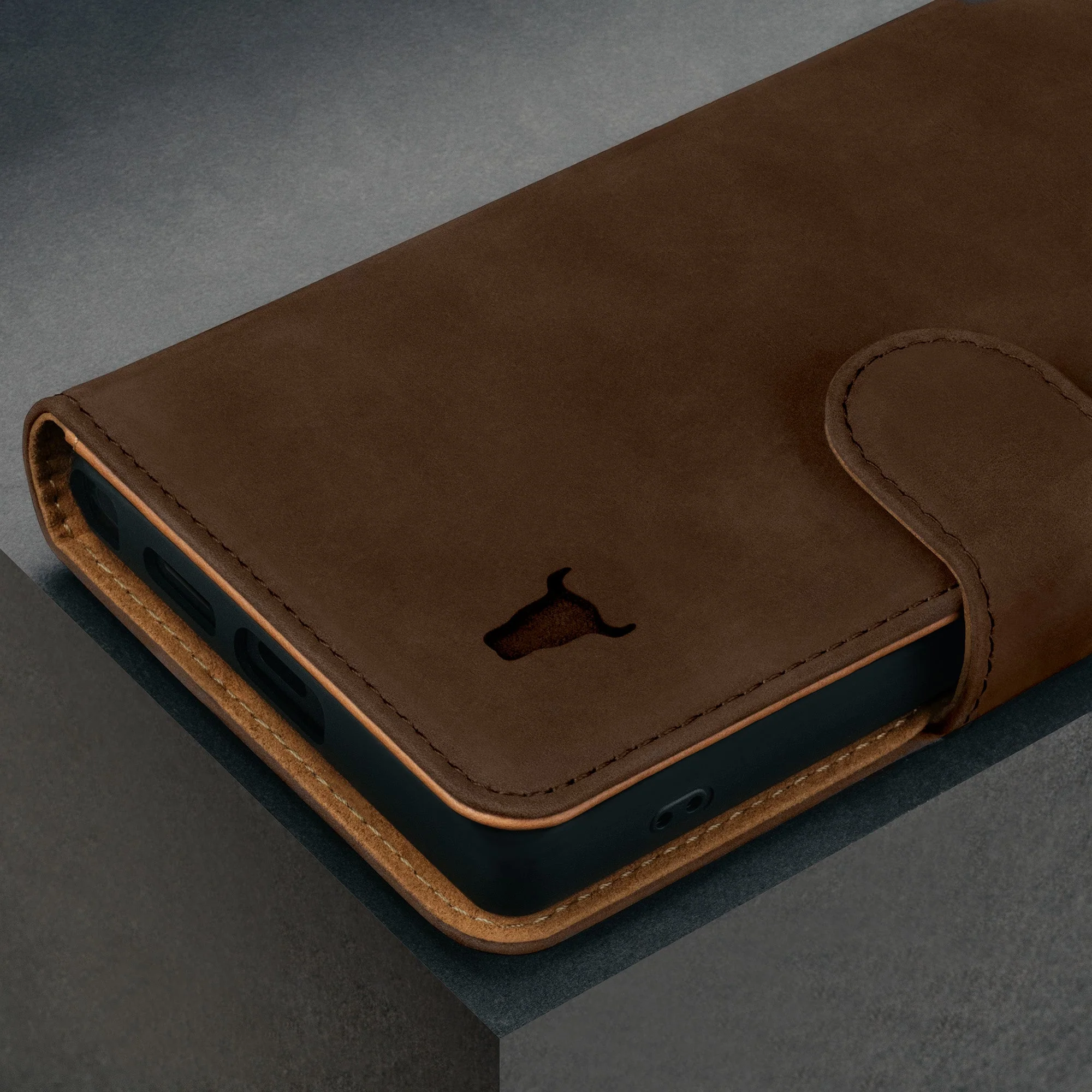 Samsung Galaxy S25 Ultra 2-in-1 Detachable Leather Wallet Case (Qi2/MagSafe Charging) - Image 25