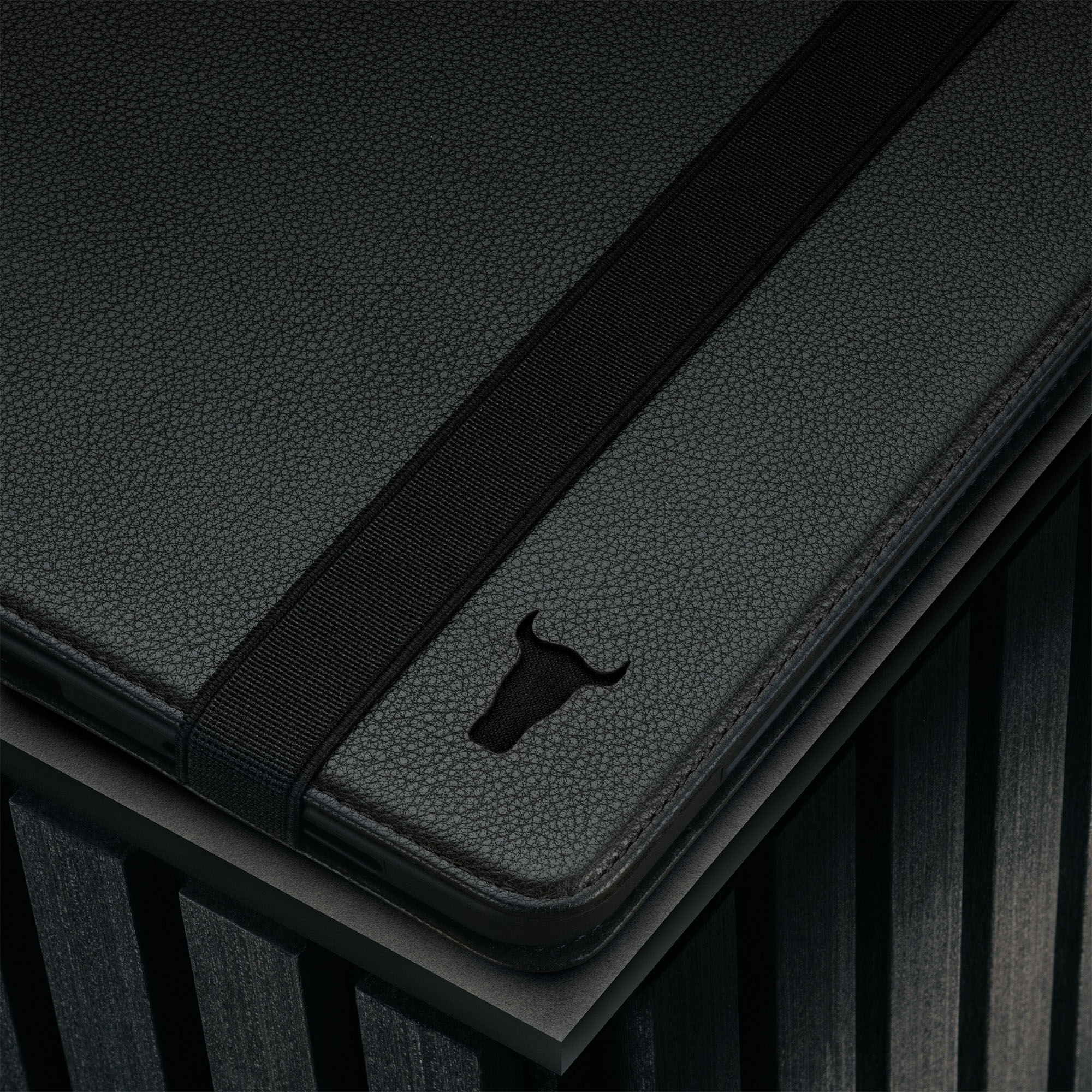 Apple iPad Air 11-inch Leather Case (M4 / M3 / M2) - Image 26