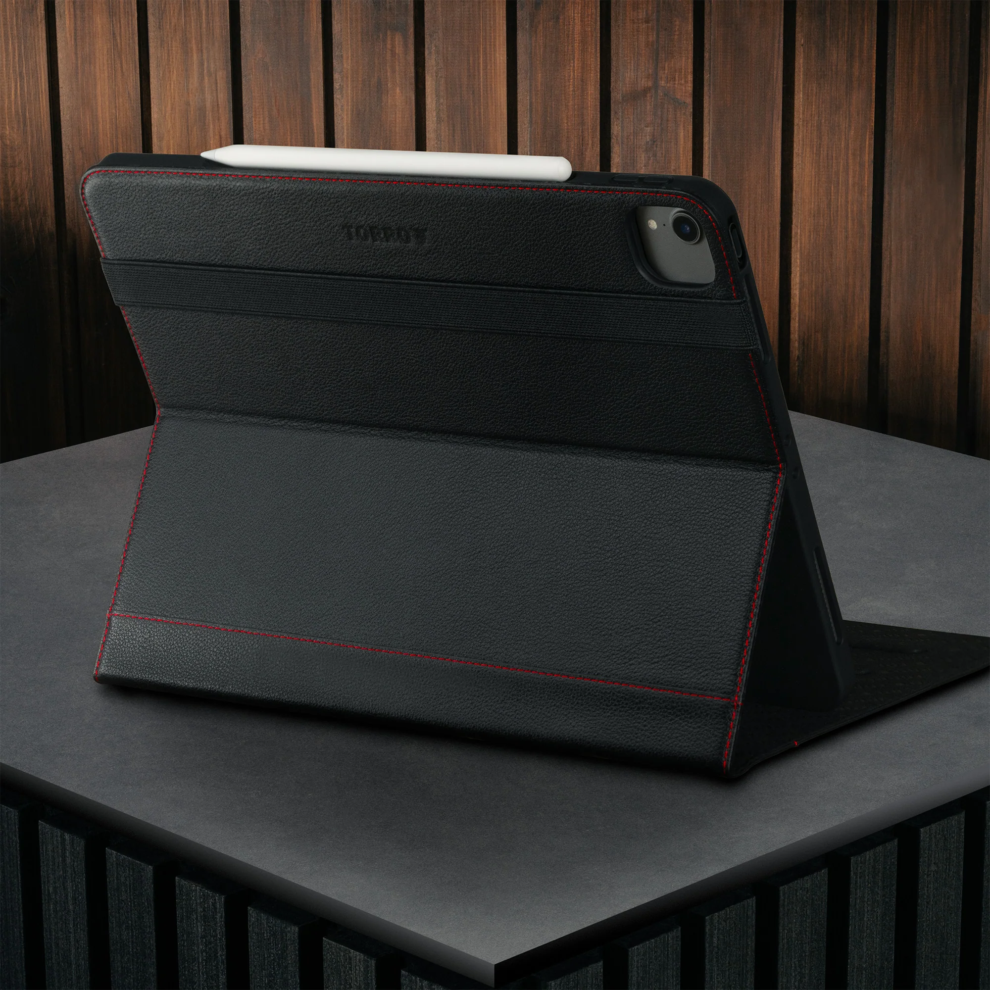 Apple iPad Air 13-inch Leather Case (M4 / M3 / M2) - Image 4