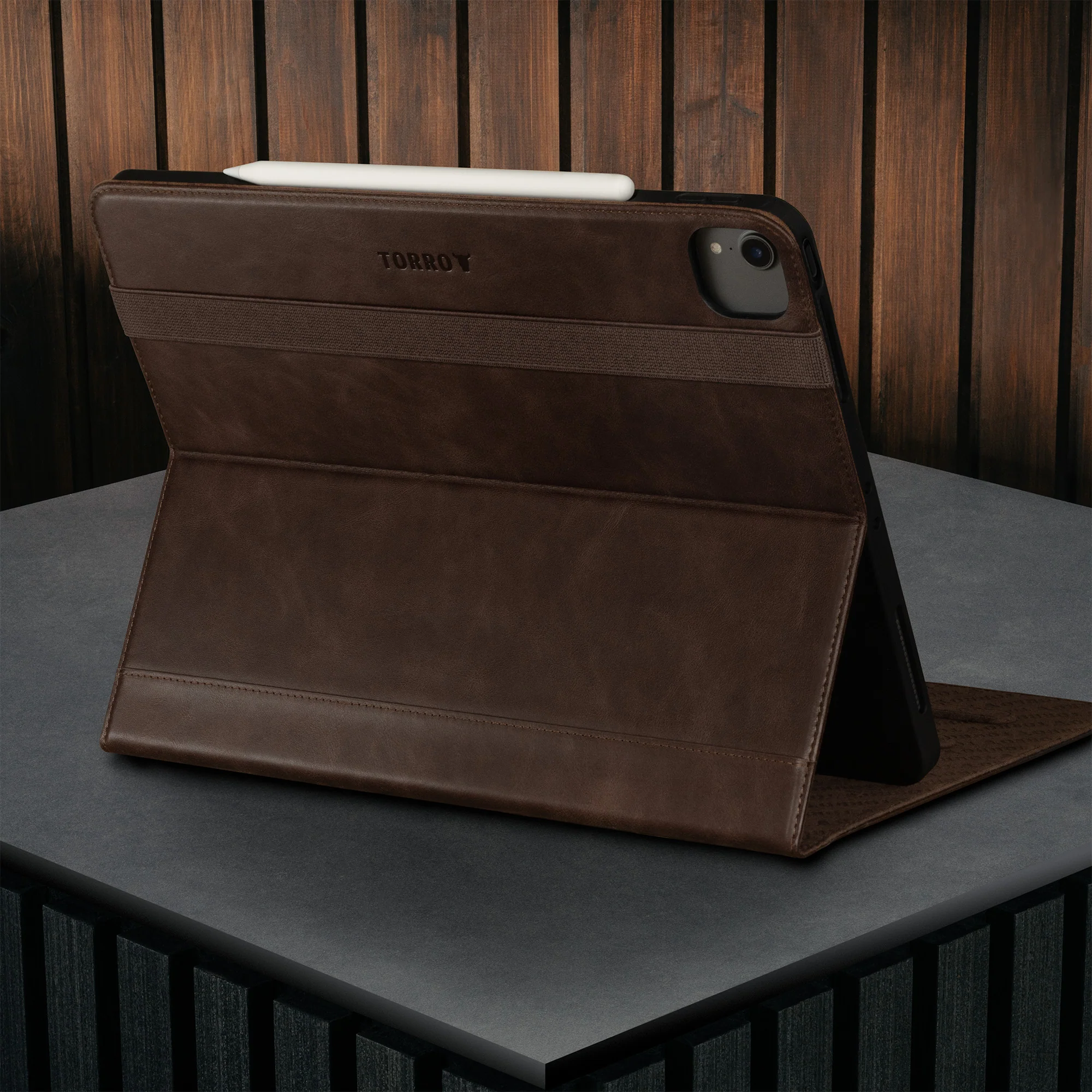 Apple iPad Air 13-inch Leather Case (M4 / M3 / M2) - Image 8
