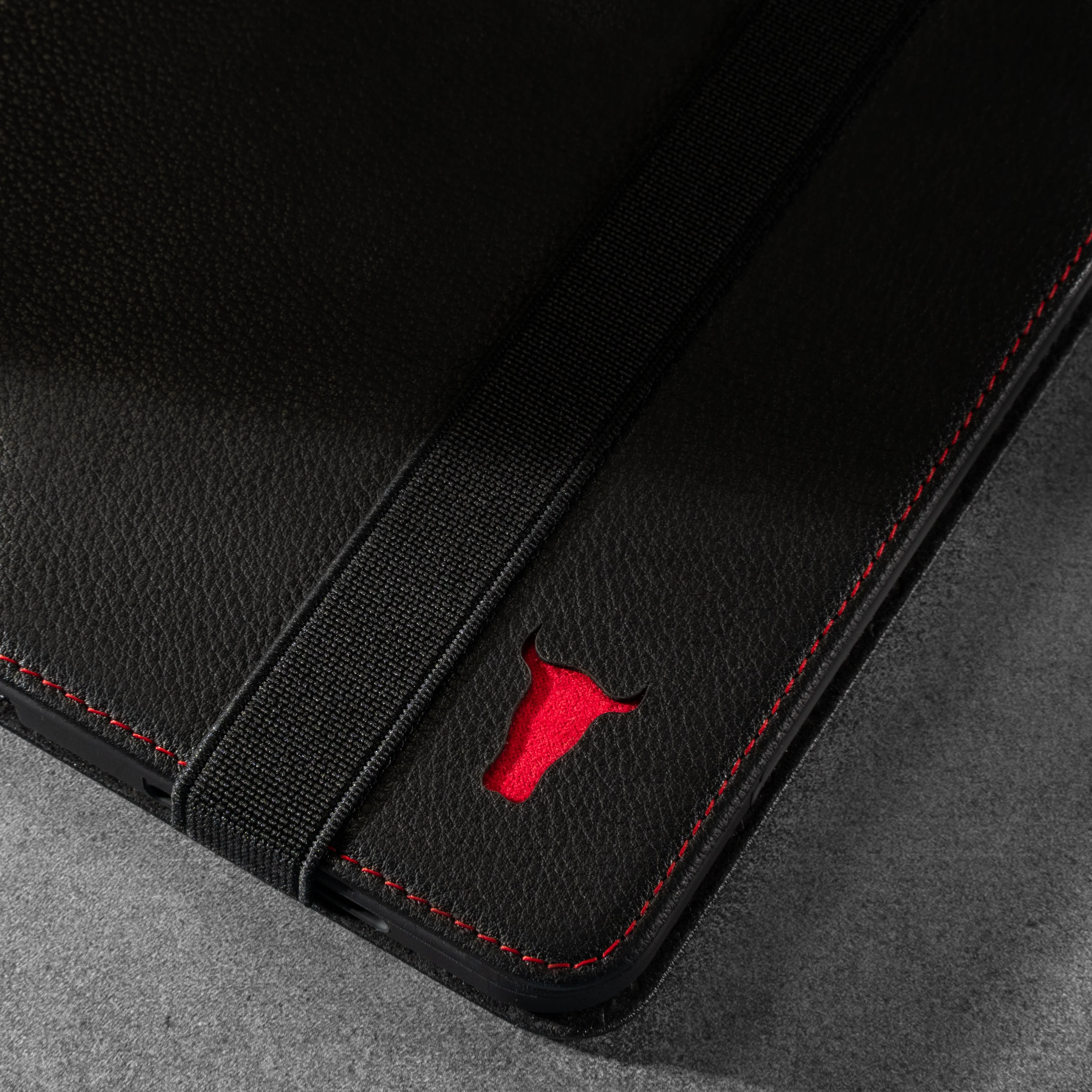 Apple iPad Pro 11-inch Leather Case (1st, 2nd, 3rd & 4th Generation) - Image 6