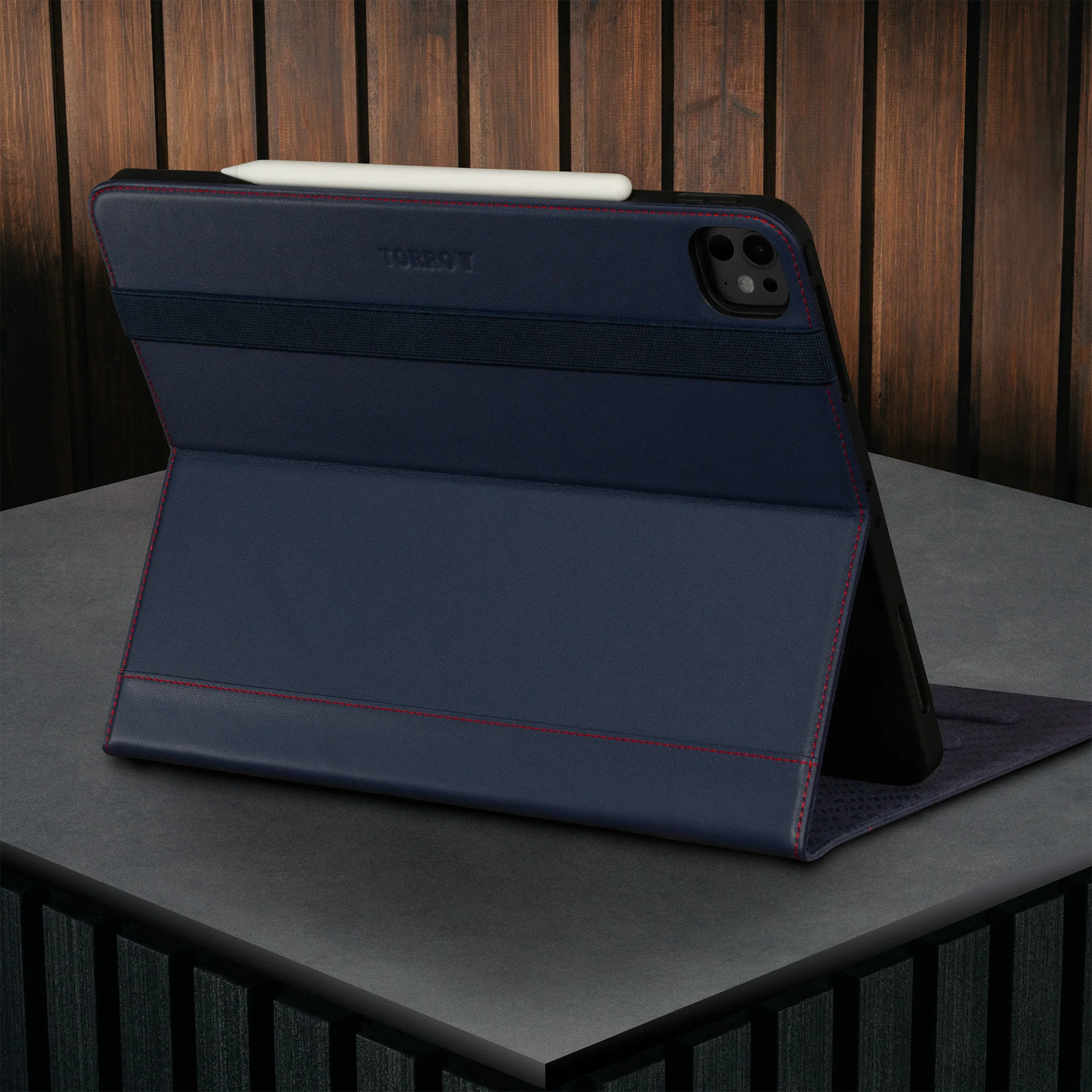 Apple iPad Pro 13-inch Leather Case (M5 2025 & M4 2024) - Image 14