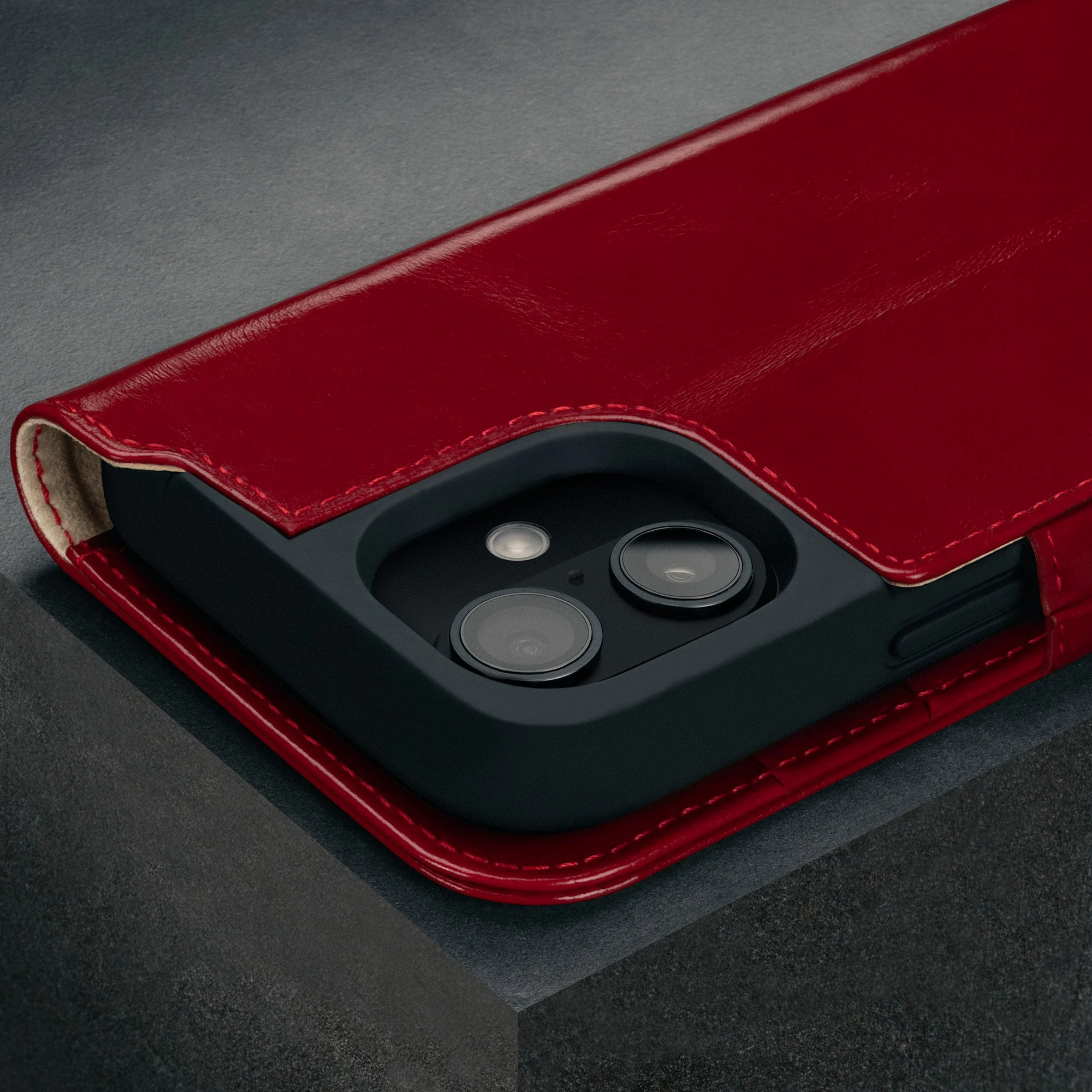 Apple iPhone 16 Leather Wallet Case (MagSafe Charging) - Image 27