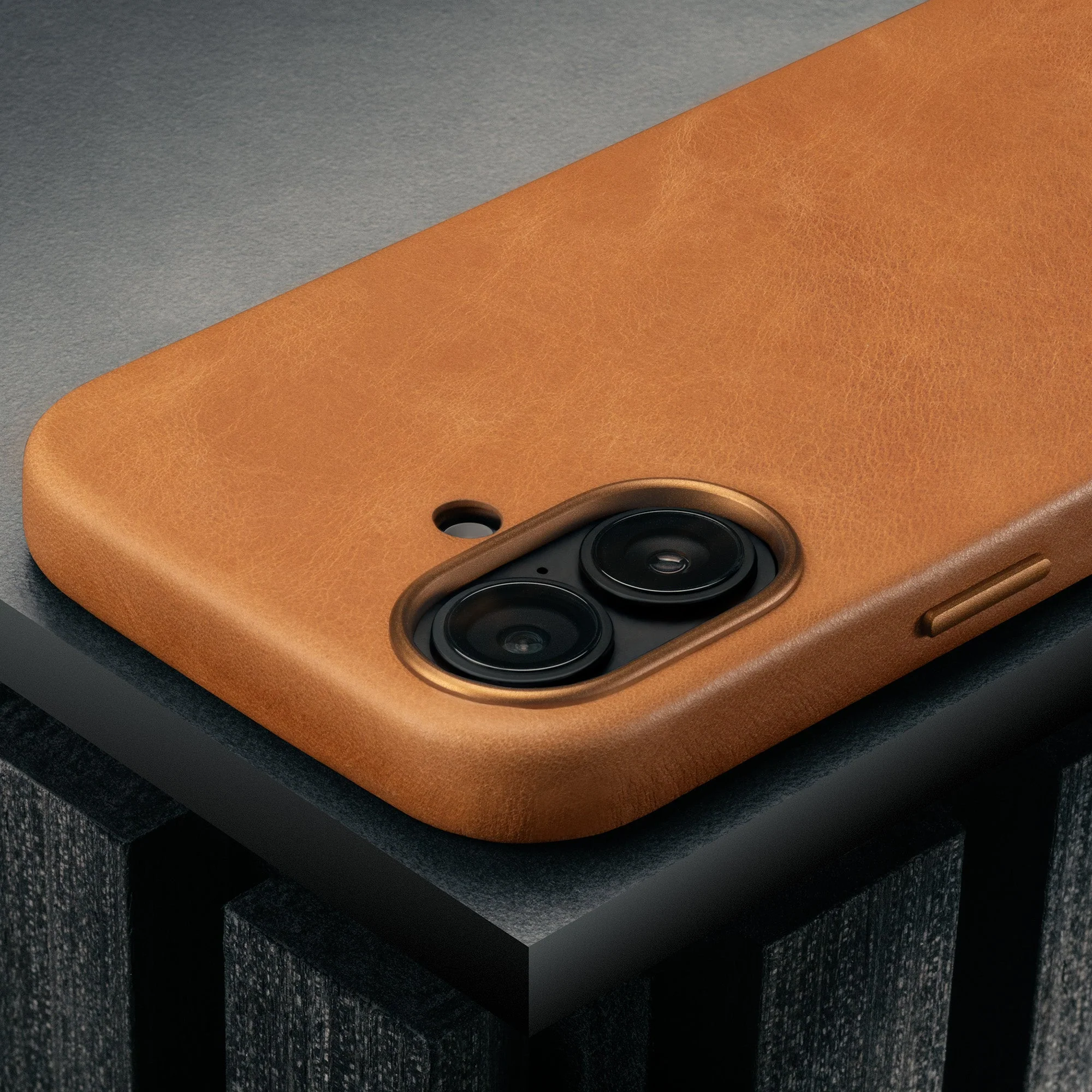 Apple iPhone 17 Leather Bumper Case (MagSafe Compatible) - Image 9