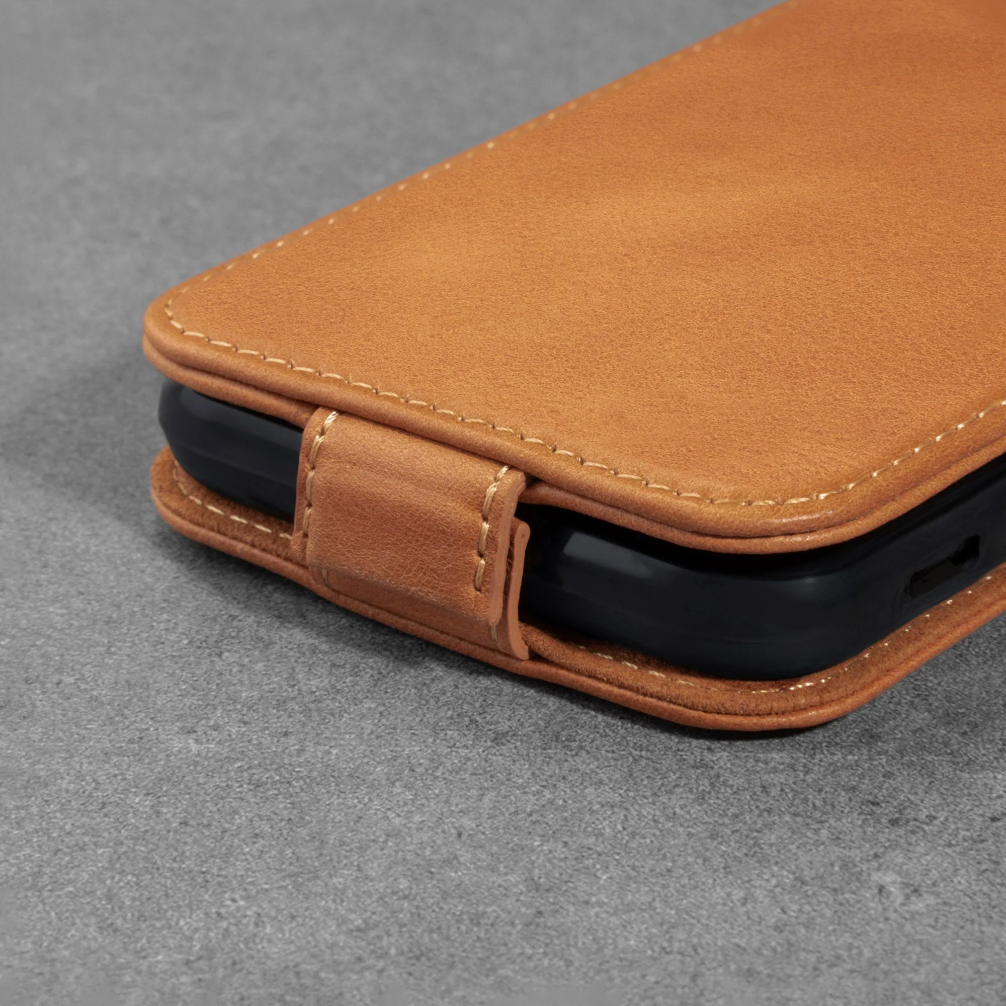 Apple iPhone SE 2022/2020, iPhone 8 & iPhone 7 Leather Flip Case - Image 10