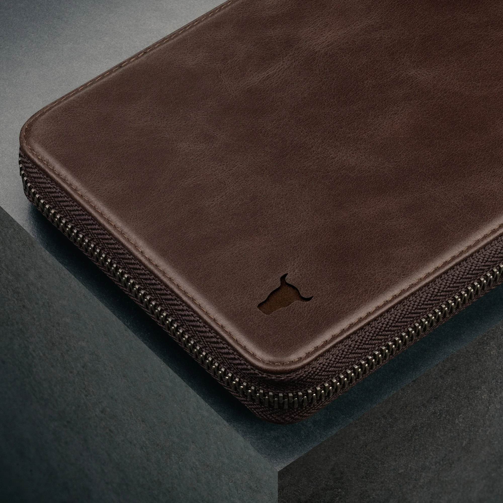 Leather Travel Wallet & Passport Organiser (with RFID Protection) - Image 10